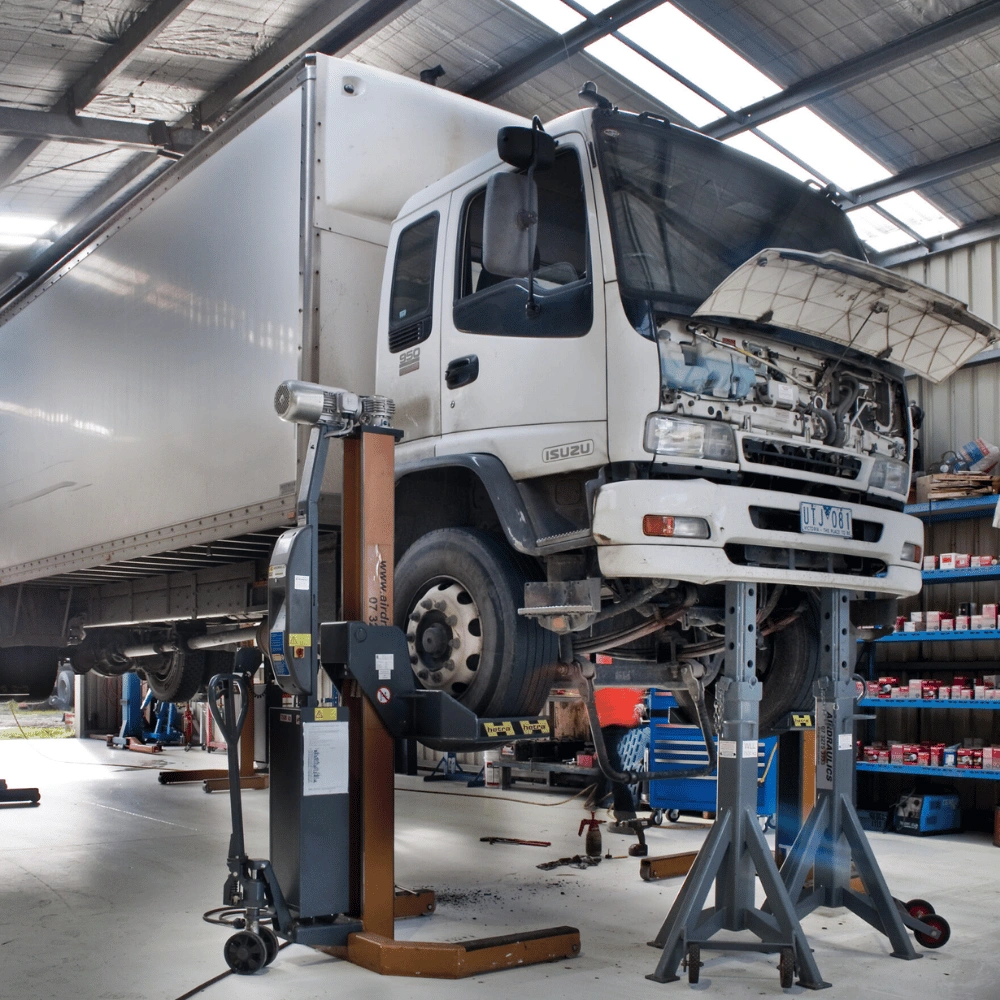 ASE Certified Hydraulic Trailer Mechanics Memphis