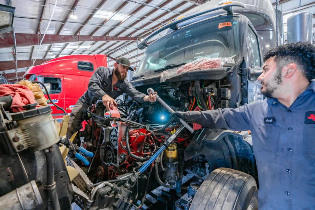 Same Day Bus Repairs in Truck Repair 24hr-Memphis