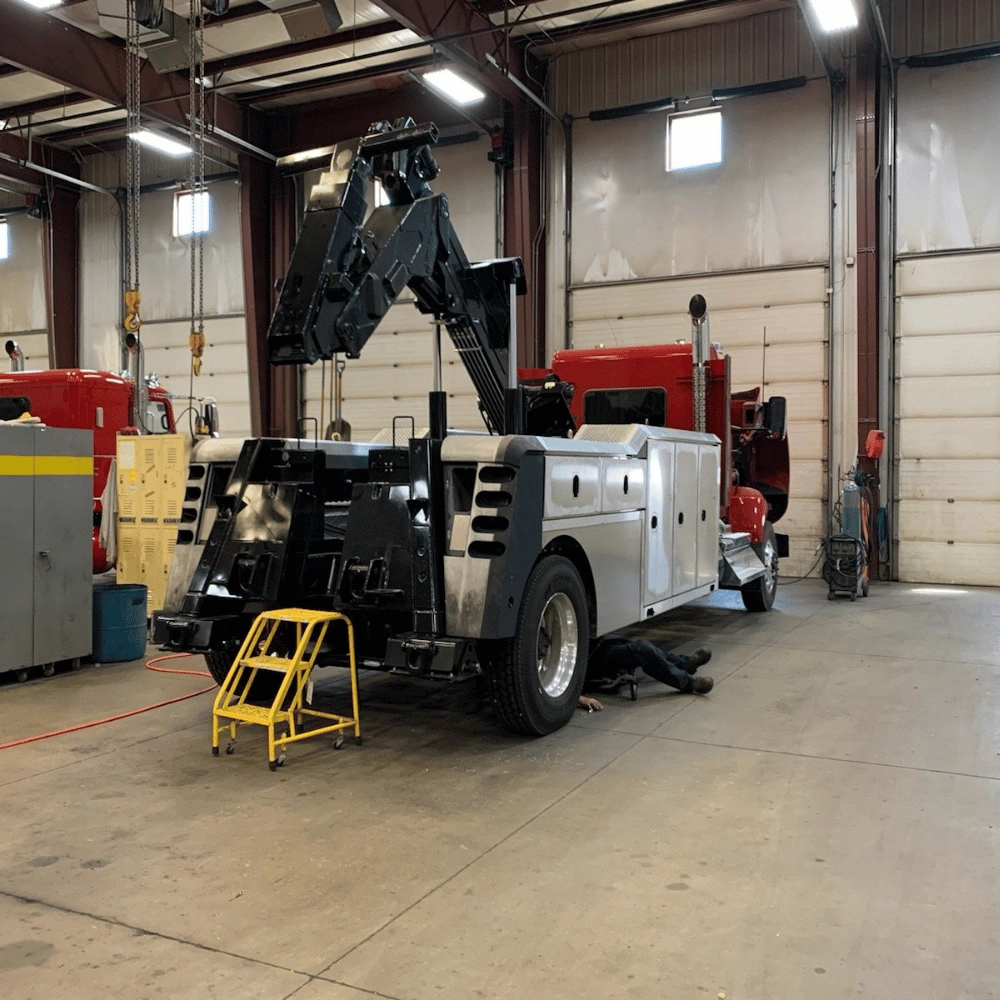Top-Rated Tow Truck Mechanics Truck Repair 24hr-Memphis