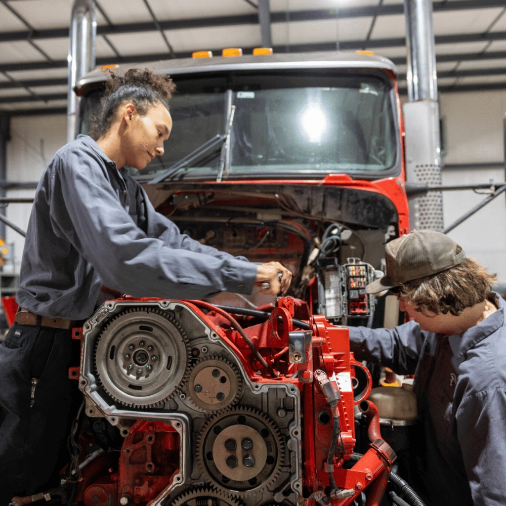 Emergency Diesel engine repair Truck Repair 24hr-Memphis