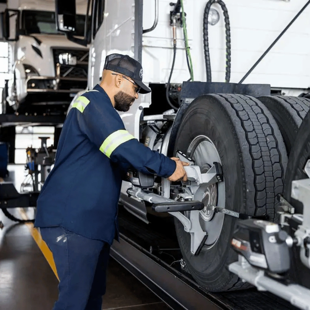 Fully Equipped Wheel Alignment Truck Repair 24hr-Memphis Area