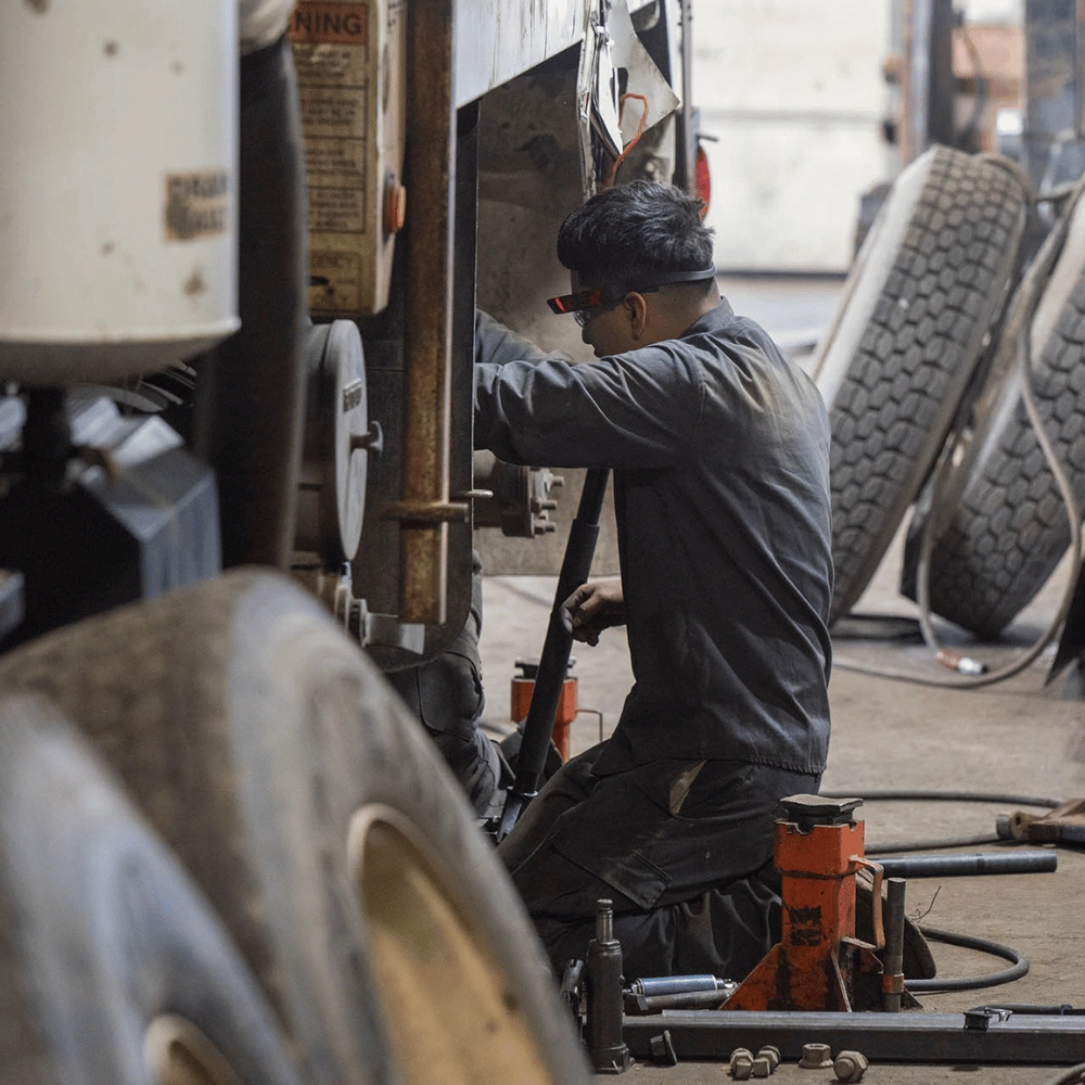 Same Day Truck tire Repair 24hr-Memphis