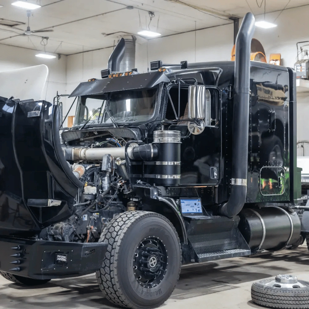 Utility Truck oil & fluid Repair 24hr-Memphis